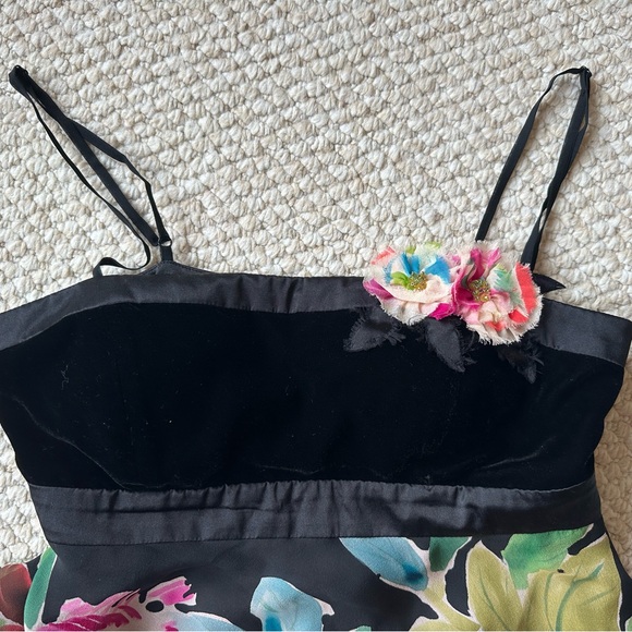 Sue Wong Velvet and Floral Top - Picture 3 of 6